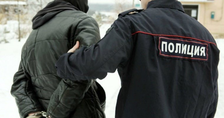 В Вавоже арестовали местного жителя, который из мести избил полицейского
