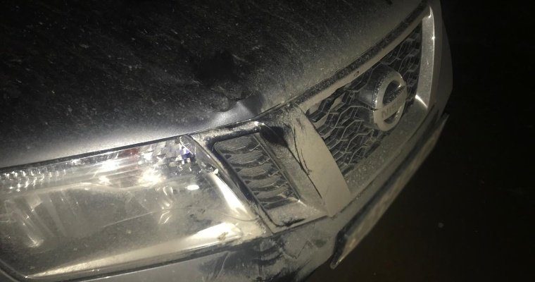 Автомобиль сбил перебегающую дорогу школьницу в Воткинском районе