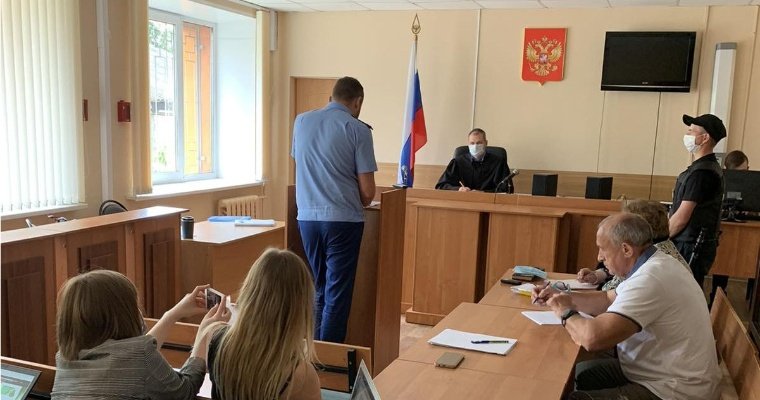 Гособвинитель попросил суд сменить адвоката бывшего главы Удмуртии Александра Соловьева