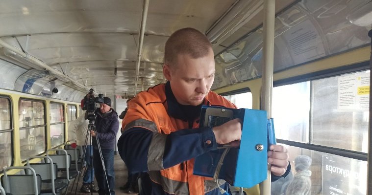 Итоги дня: распространение валидаторов на трамвайных маршрутах Ижевска и уголовное дело по ДТП с автобусом