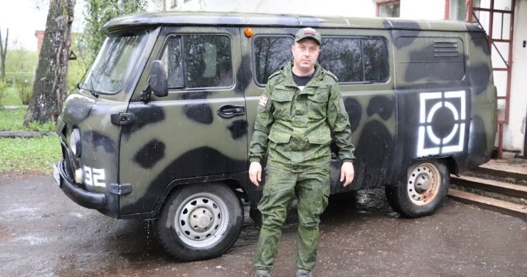 Автомобиль «УАЗ» отправили сарапульские волонтеры бойцам СВО