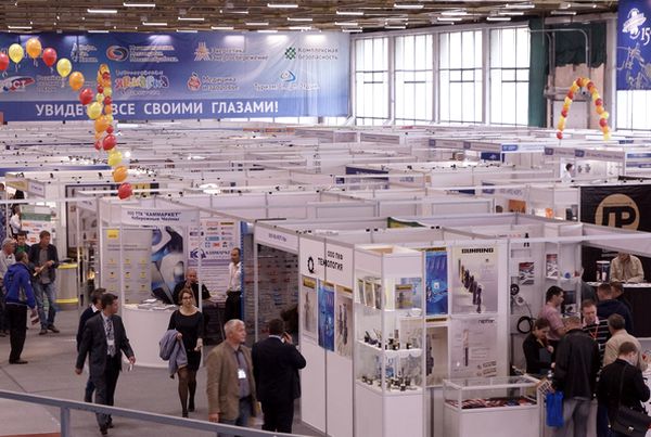 Четыре промышленные выставки продолжают работу в Ижевске