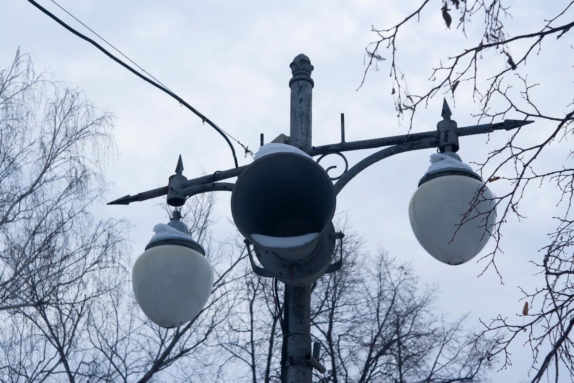 Запуск систем оповещения в Ижевске и аномальные холода в ряде регионов России: новости к этому часу