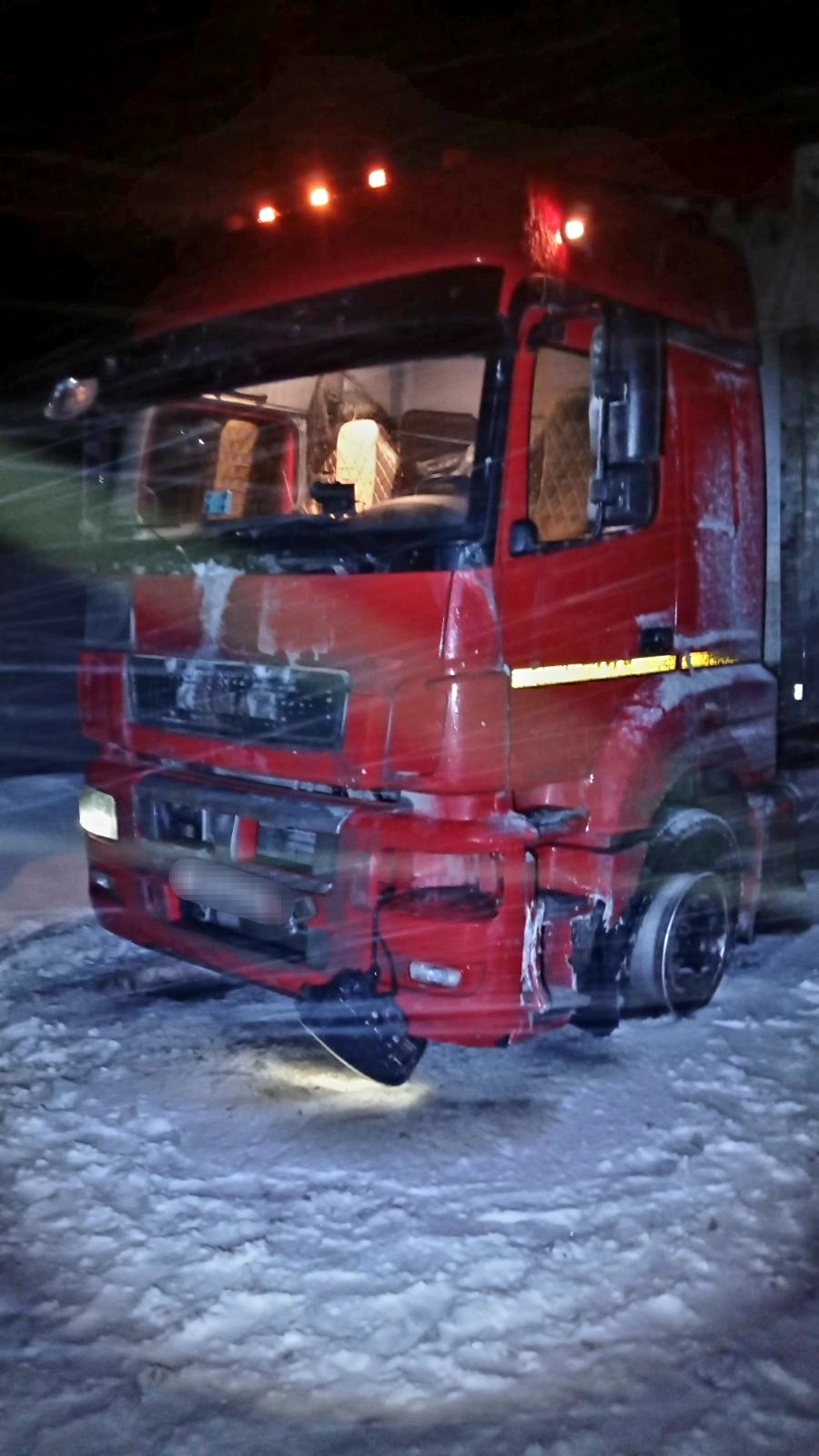 В Малопургинском районе столкнулись грузовик и легковушка