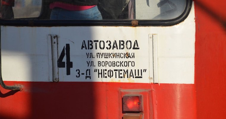 В Ижевске троллейбус 4-го маршрута временно перестал ходить по улице Советской
