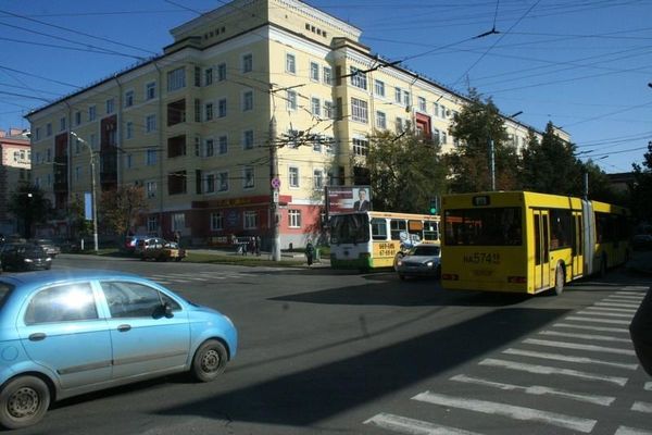 Сусанин ижевск. Улица Пушкинская Ижевск перекресток Кирова. Перекресток Советская Пушкинская Ижевск. Перекресток Удмуртская Советская Ижевск. Ижевск, пересечение улиц Пушкинская - Кирова.