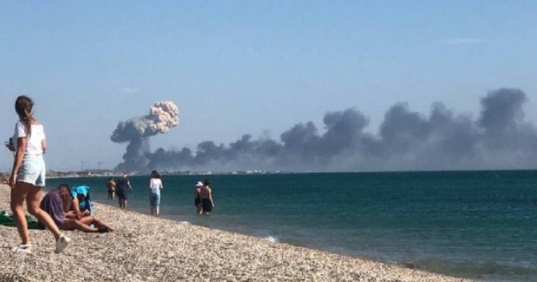В крымской Новофедоровке прогремели взрывы