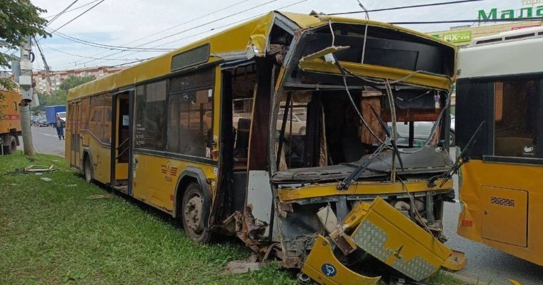 Прокуратура Удмуртии начала проверку по факту ДТП с двумя автобусами в Ижевске