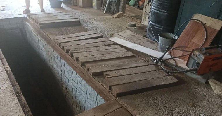 Два жителя Воткинска получили ожоги при сварке машины