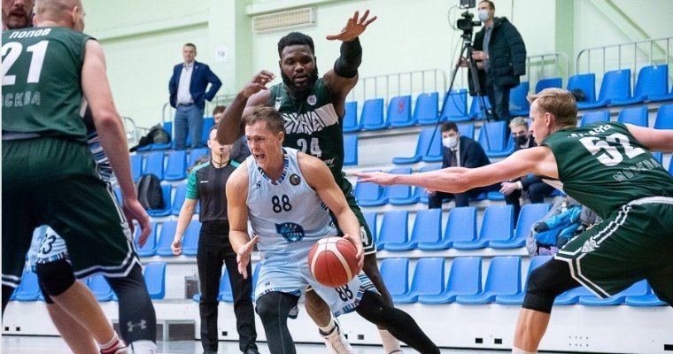 Ижевские баскетболисты «Купола-Родников» вырвали победу у московской «Руны»