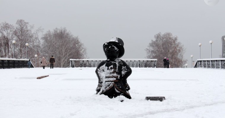 Фоторепортаж: первый снег в Ижевске