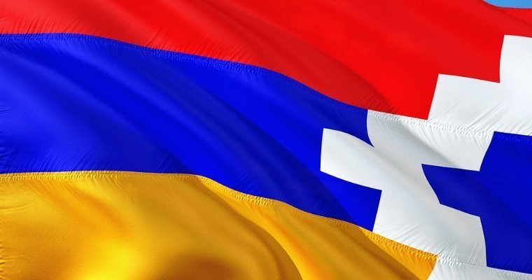Военное положение и всеобщую мобилизацию объявили в Нагорном Карабахе и Армении