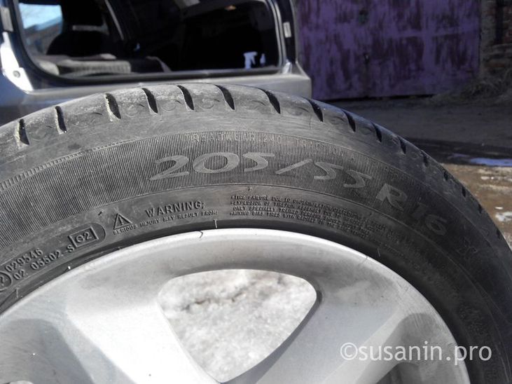 В Ижевске двое мужчин украли колеса из шиномонтажки