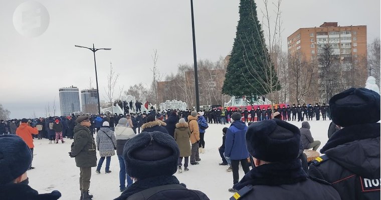 8 административных дел передали в суд Ижевска после митинга на Центральной площади