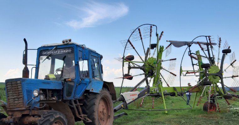 Самый крупный производитель молока Удмуртии обновил парк сельскохозяйственной техники