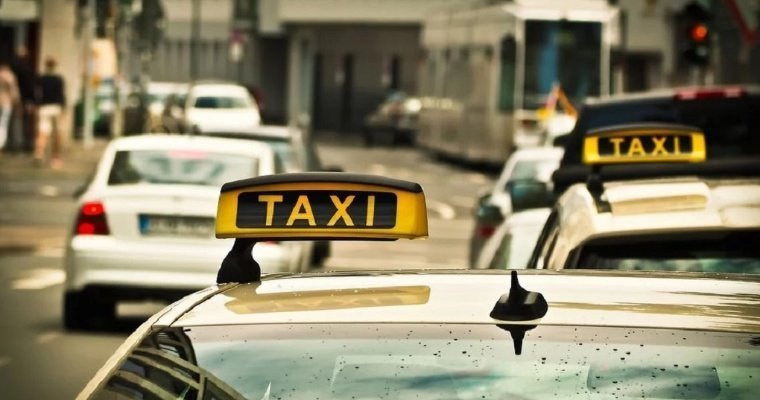 Закон о такси получил поддержку Совета Федерации