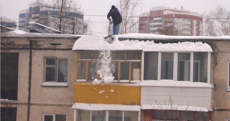 Прокуратура Удмуртии заинтересовалась качеством очистки улиц и крыш от снега