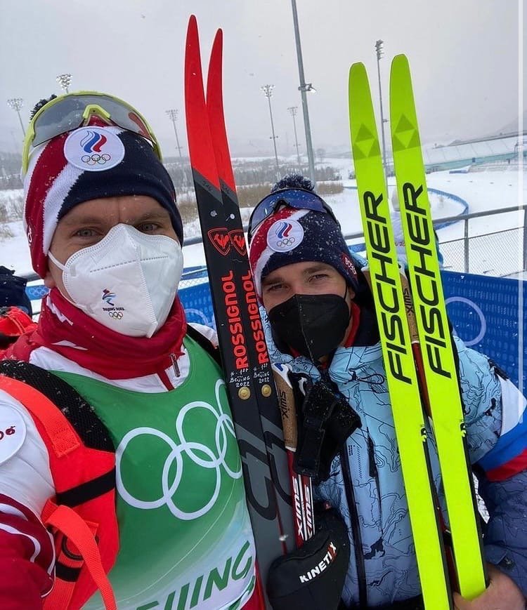 Мужская лыжная сборная России выиграла олимпийское золото в эстафете