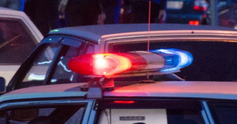 Сотрудникам ДПС пришлось 7 раз выстрелить по автомобилю нарушителя в Глазове
