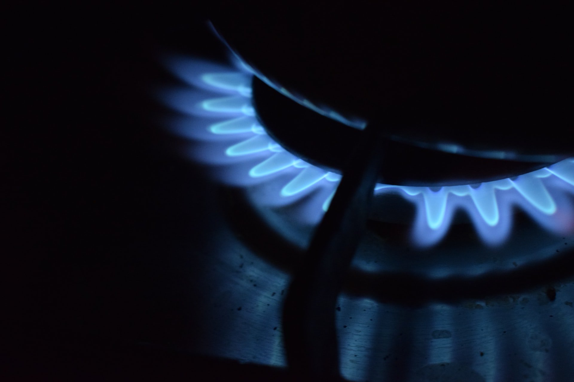 Напоминание жителям Удмуртии о безопасном использовании газа и драка Григория Лепса в Санкт-Петербурге: новости к этому часу