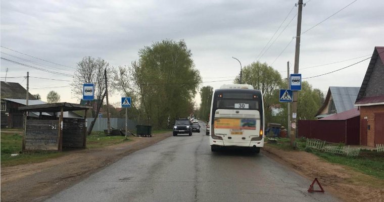 Две маленькие девочки пострадали в ДТП в Воткинске