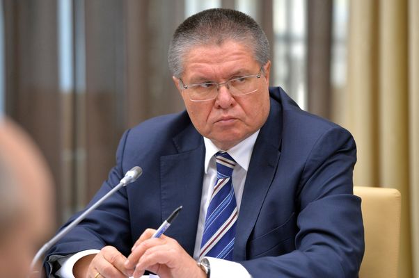 На счетах Улюкаева арестовали 1 млн долларов и 280 млн рублей