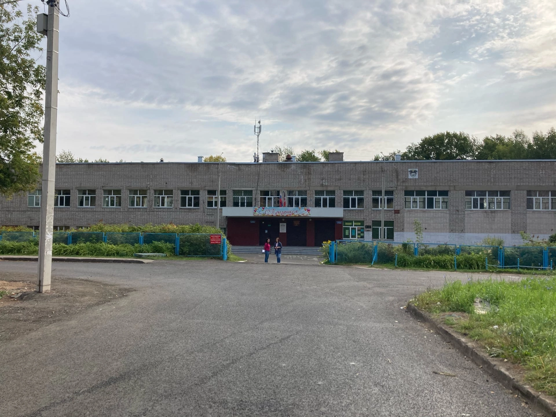 После стрельбы в Ижевске в школах ПФО могут усилить меры безопасности