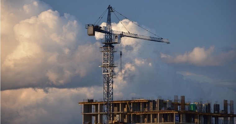 В Удмуртии почти в 2 раза снизилось число договоров участия в долевом строительстве