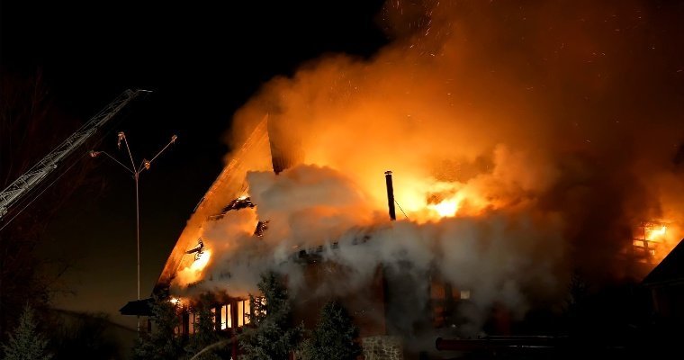 Три человека погибли при пожарах в Удмуртии с начала года