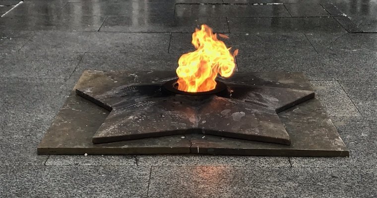 Огни у мемориалов павшим воинам в Удмуртии будут обслуживать безвозмездно