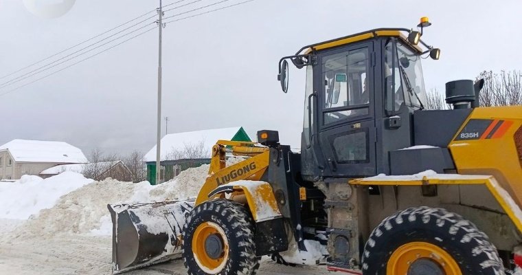Более 19 000 тонн снега вывезли с улиц Можги с начала года