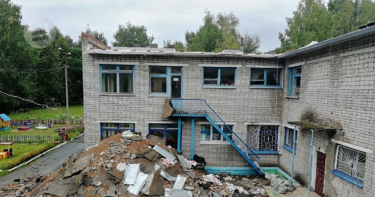 В Ижевске проводят капремонт крыш в 22 детских садах и 3 школах