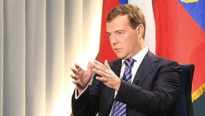 Медведев: уже попавшим в бюджет программам секвестр не грозит