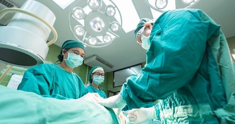 Пациента, находившегося в вертолёте санавиации во время его жёстской посадки в Ижевске, прооперировали