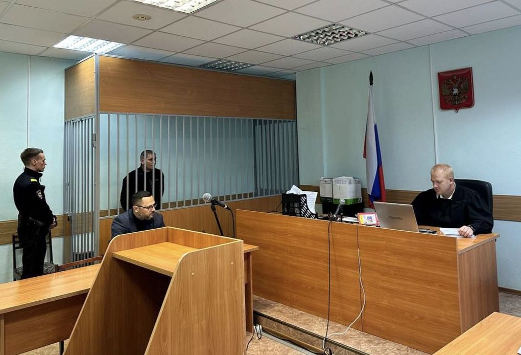 Водителя «Мазератти», который насмерть сбил женщину, оставили под стражей