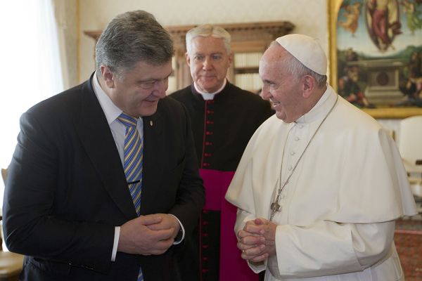 Президент Украины просил Папу Римского причислить пособника нацистов к лику святых