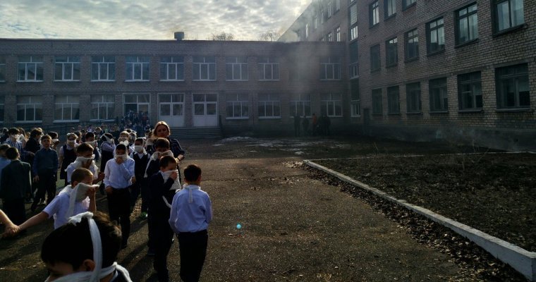 Два уголовных дела возбудили в Стерлитамаке после нападения подростка на одноклассников