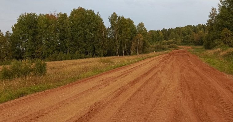 Дорожники залатали ямы и провели грейдирование дорог на школьных маршрутах Удмуртии