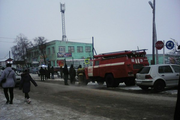 Погода в алнашах на неделю. Площадь Алнаши. Пожарная часть Алнаши. Пожарная часть Алнаши Удмуртская Республика. Отдел полиции Алнаши Удмуртия.