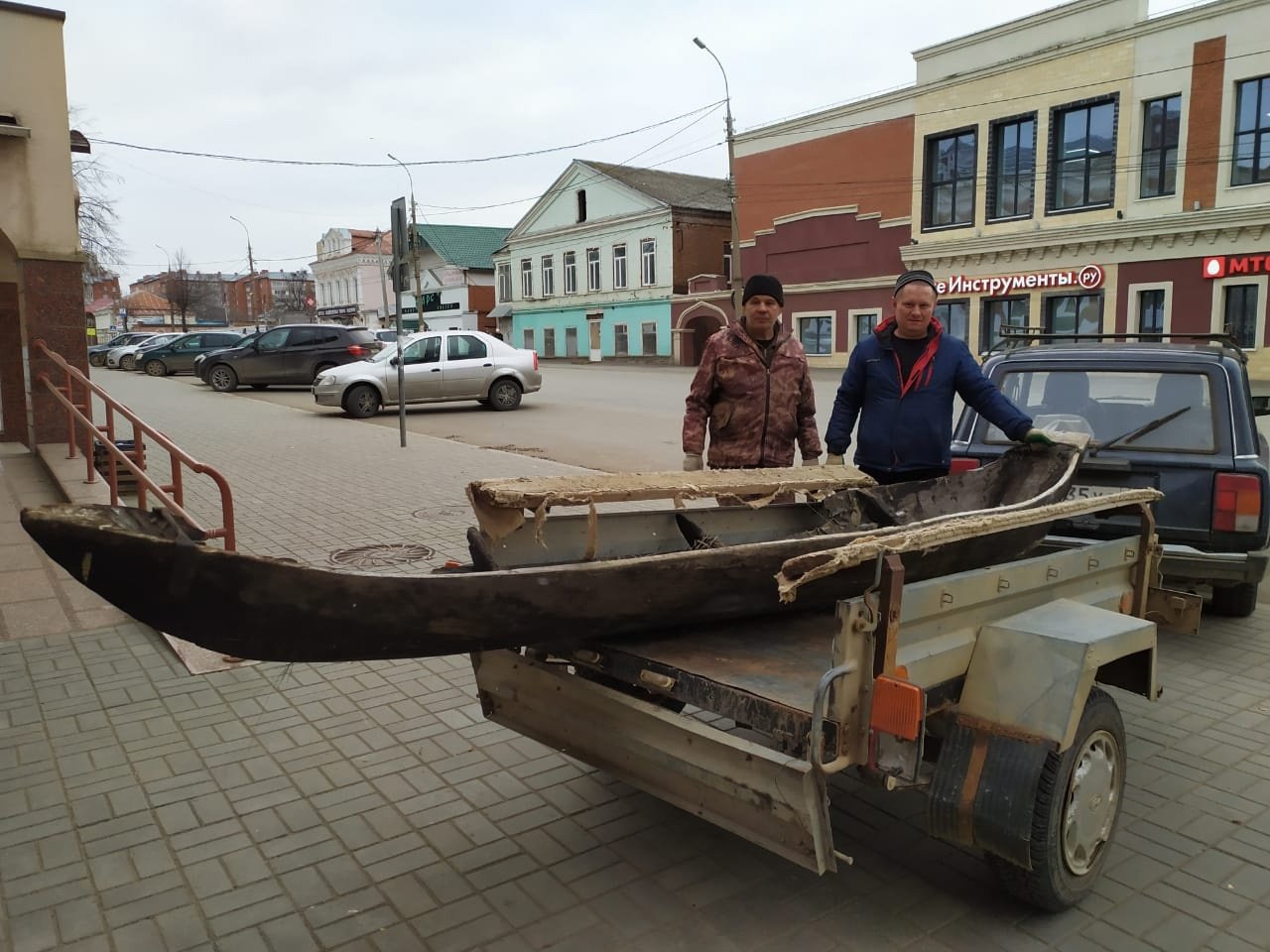 Фонды Музея истории Воткинска пополнились старинной лодкой