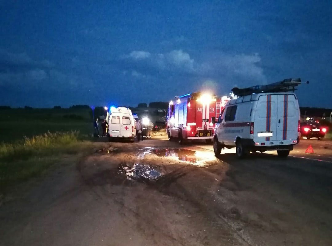 Шесть человек попали в больницу после аварии на трассе в Удмуртии