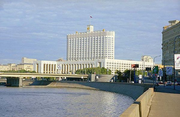 Правительство России будет жестко контролировать банки