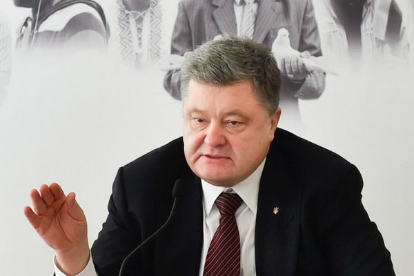 Президент Украины заявил об угрозе военного вторжения со стороны России