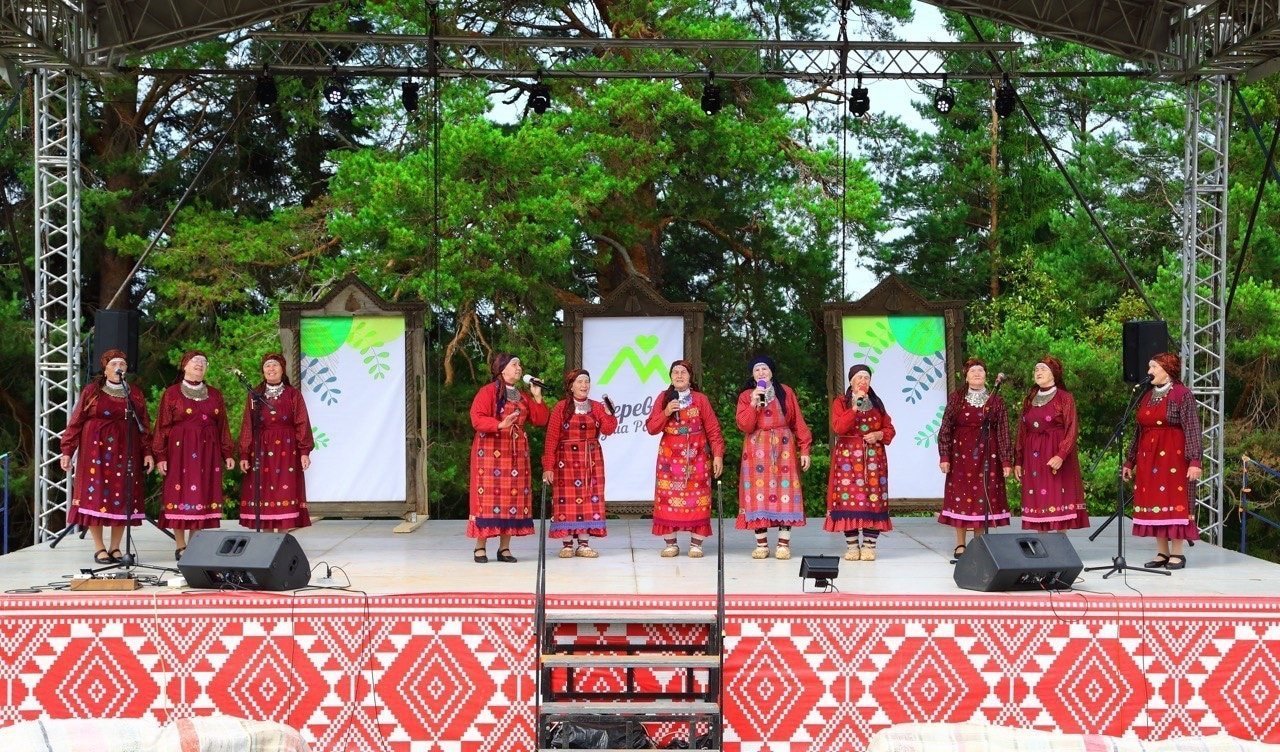 Более 7 тысяч человек посетили первый фестиваль возрожденных деревень в Удмуртии «Деревня – душа России» 