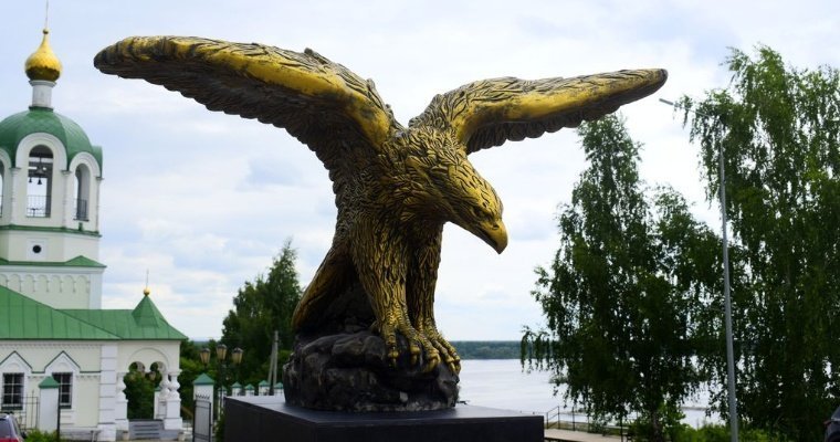 «Бронзовая птица» распростёрла крылья над Камой в Каракулино