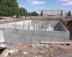 На Центральной площади Ижевска установили каркас «сухого» фонтана
