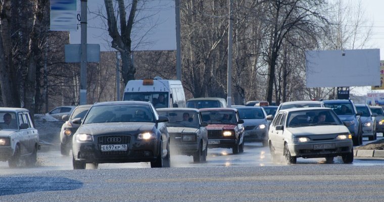 Движение транспорта на перекрестке улиц 10 лет Октября и Буммашевской в Ижевске ограничат на три дня