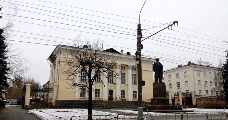 Реконструкцию национальной библиотеки Удмуртии начнут в 2019 году