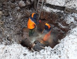 4,5 тысячи человек остались без холодной воды из-за аварии на водопроводе в посёлке Новый Воткинского района 