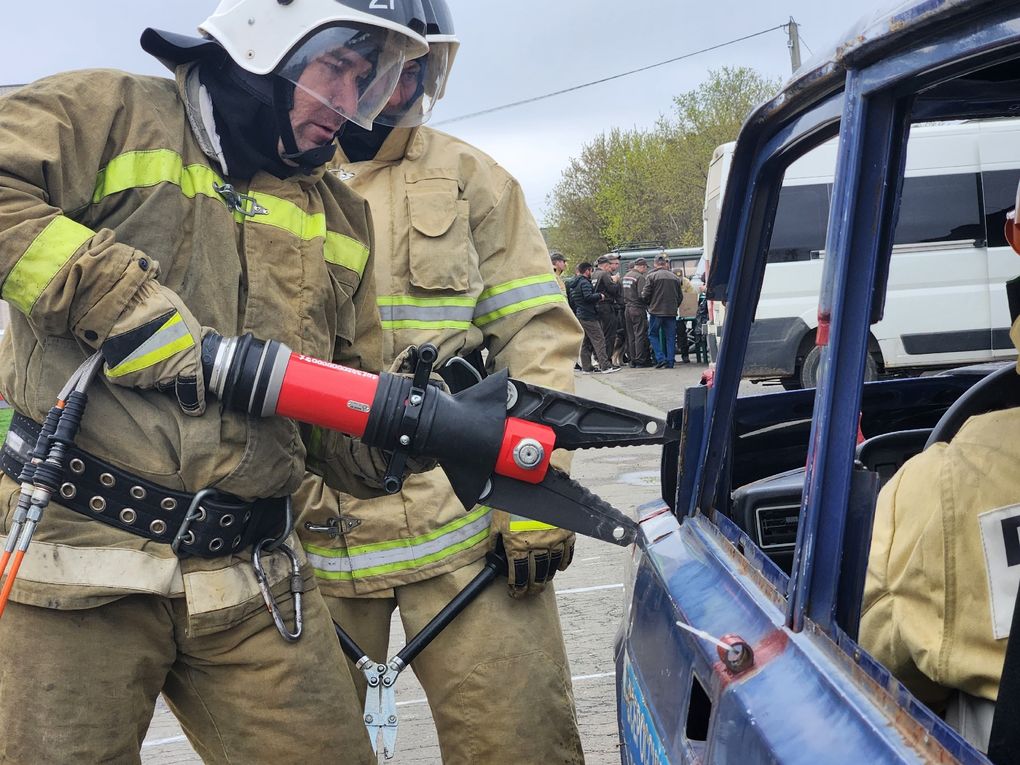 Спасатели из Каракулино оказались лучшими в ликвидации ДТП в Удмуртии